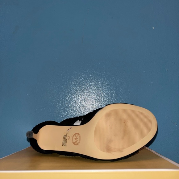 Mickael kors ANNALEE SANDAL SUEDE size US 7M - Picture 3 of 4